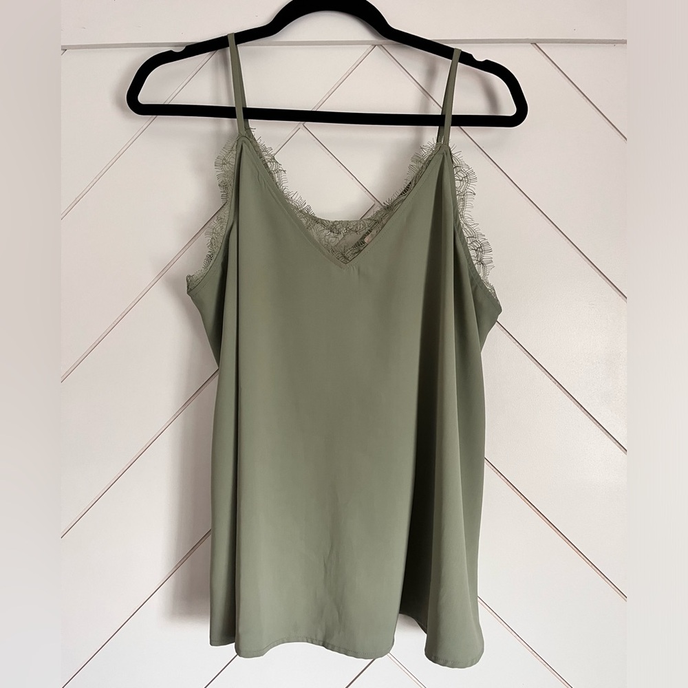 Lace-Trim V-Neck Tank Top - Olive Green EUC Xl
